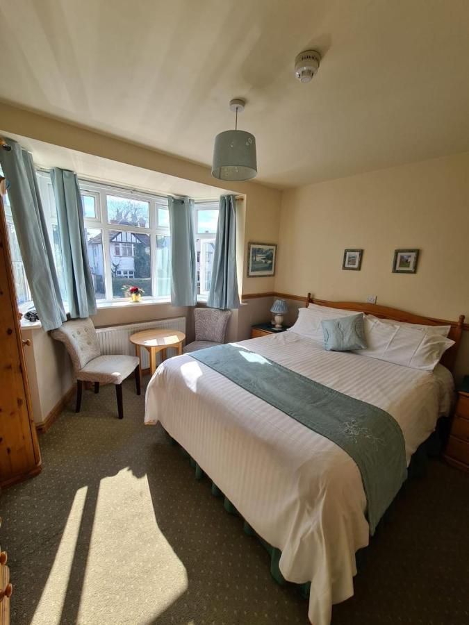 Alington House Bed and Breakfast CBG Eksteriør billede