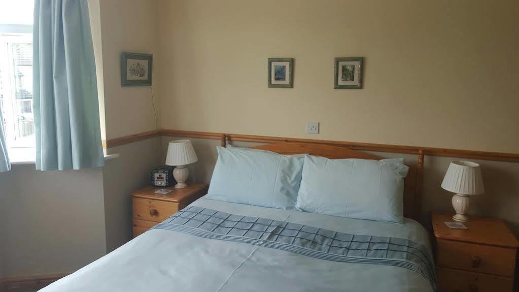 Alington House Bed and Breakfast CBG Eksteriør billede
